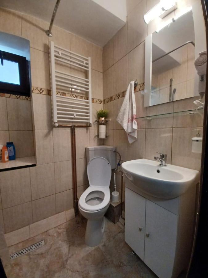 Studio Republicii Appartamento Braşov Esterno foto